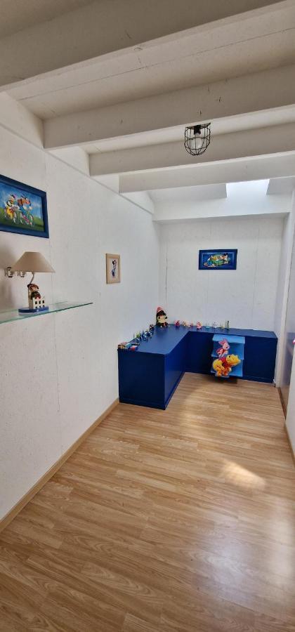 Loft Tout Equipe 7 Personnes Хазбрук Екстериор снимка