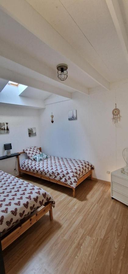 Loft Tout Equipe 7 Personnes Хазбрук Екстериор снимка