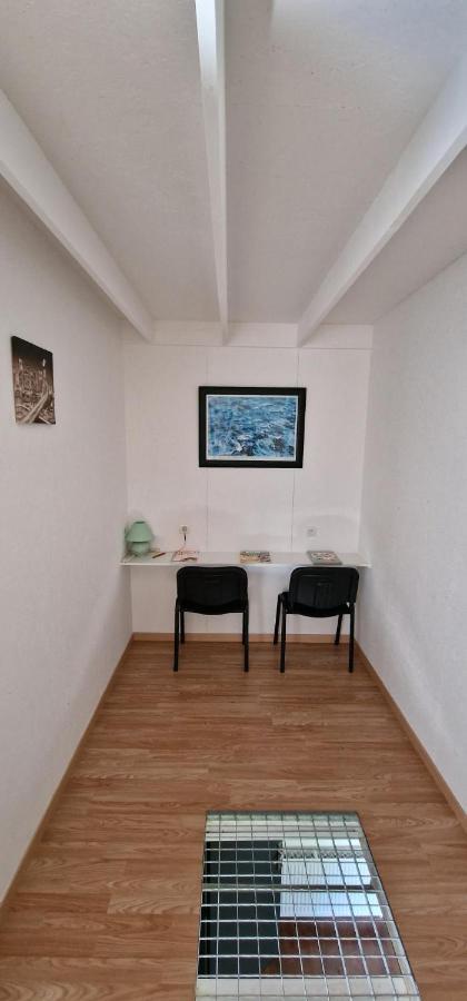 Loft Tout Equipe 7 Personnes Хазбрук Екстериор снимка
